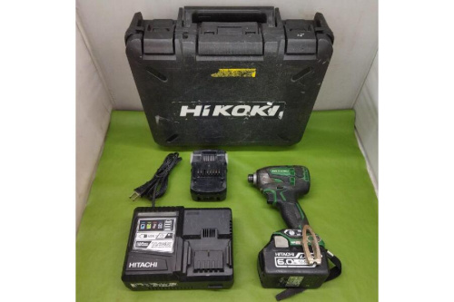 工具のインパクトドライバー