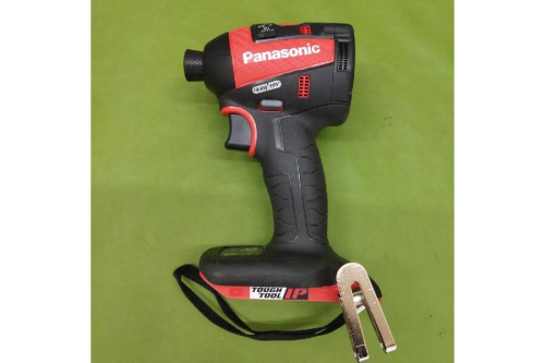 インパクトドライバーのパナソニック（Panasonic）