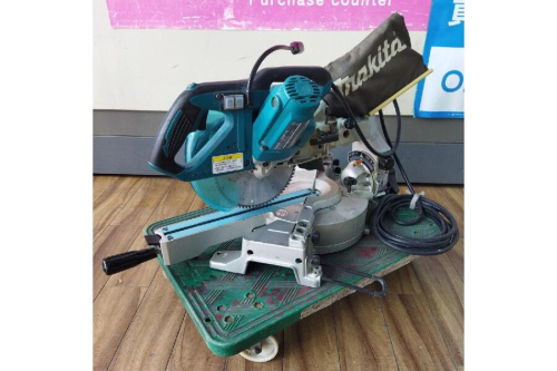 丸ノコのマキタ（MAKITA）