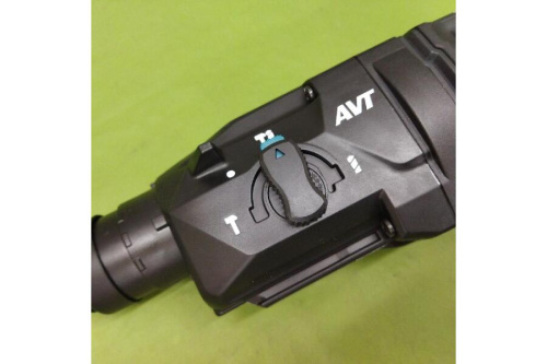 充電式ハンマドリルのHR182DZK