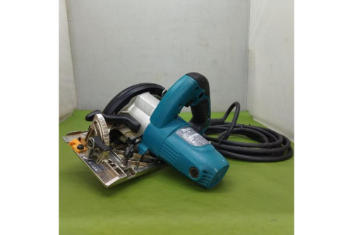 丸ノコのマキタ(MAKITA)