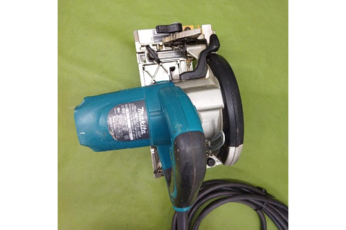 マキタ(MAKITA)の内装丸ノコ