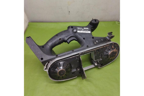 パナソニック（Panasonic）の充電バンドソー