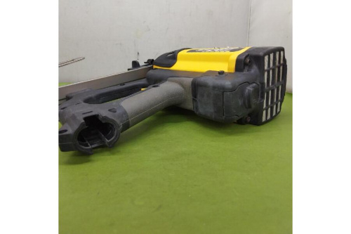 ルトラガスツール　建設用ガス式鋲打ち機