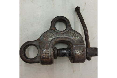 イーグルクランプのネジ式クランプ