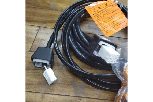 日立（HITACHI）のボタンケーブル