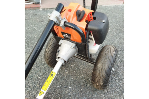 農機具のヒルストーン