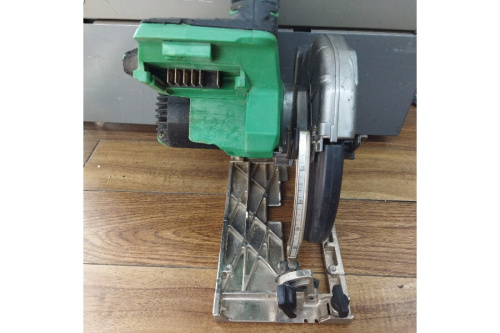日立工機のコードレス丸ノコ
