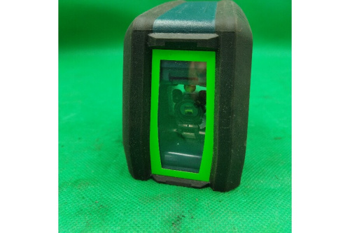 ボッシュ（BOSCH）のレーザー墨出し器
