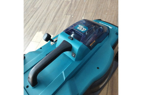 芝刈機の工具専門店