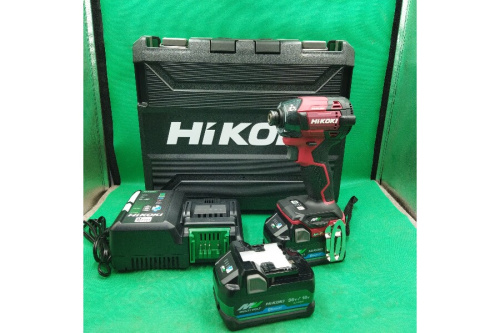 工具のインパクトドライバー