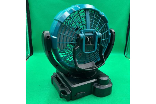 マキタ（MAKITA）の充電式ファン