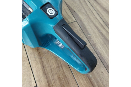 チェンソーの工具専門店