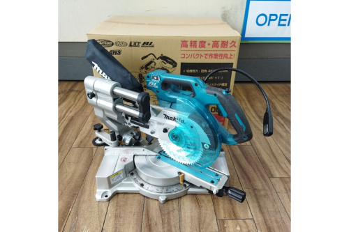 工具の丸ノコ