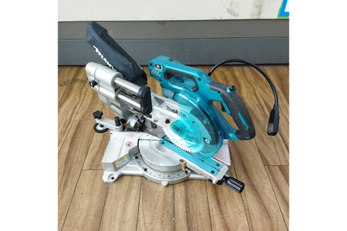 丸ノコのマキタ(MAKITA)
