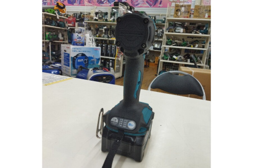 インパクトドライバーの充電式