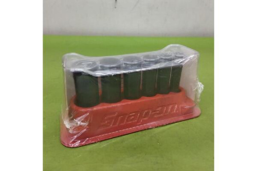 ディープソケットの手工具
