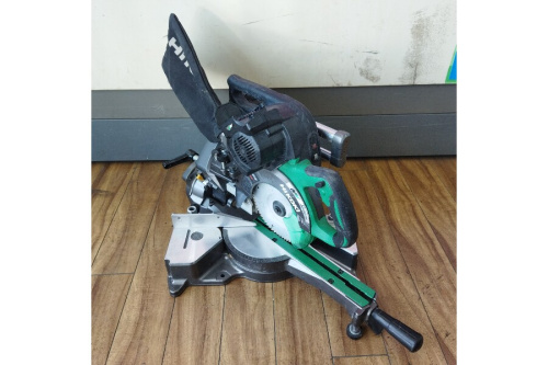 工具の丸ノコ