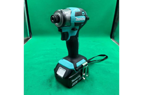 インパクトドライバのマキタ(MAKITA)