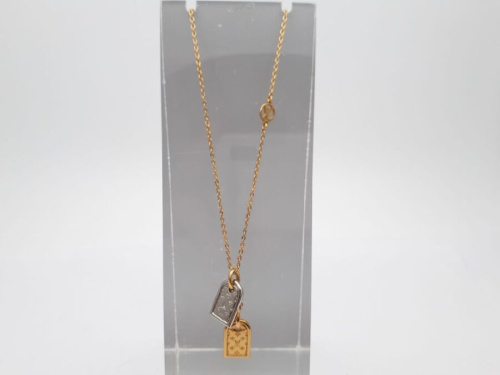 LOUISVUITTON（ルイヴィトン）のネックレス　ナノグラム
