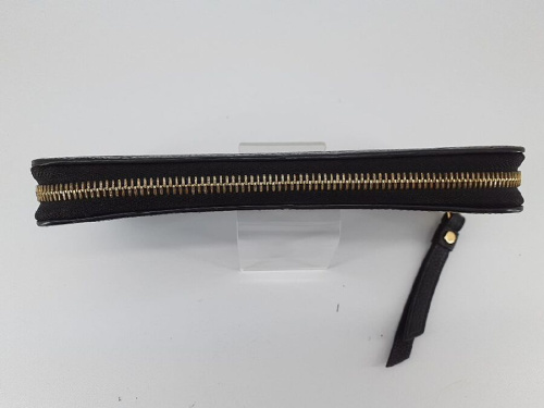 ジッピーウォレットのＭ61864
