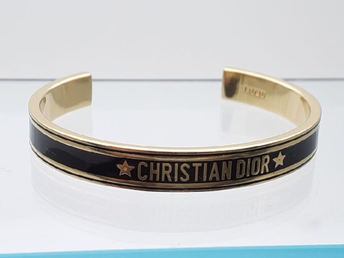 ファッションのDIOR（ディオール）