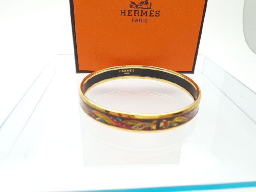 ファッションのHERMÈS（エルメス）