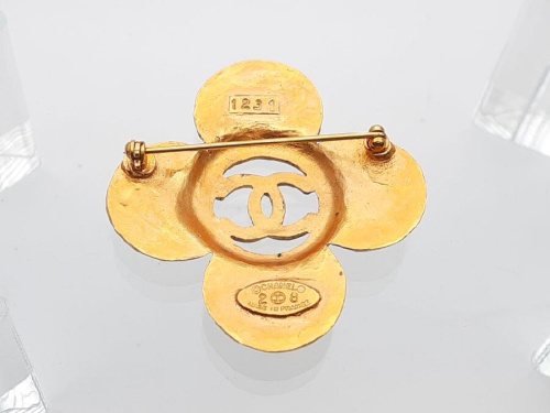 CHANEL（シャネル)のブローチ