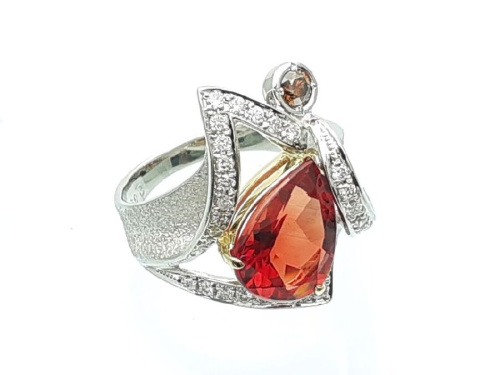 ｋ18/ｐｔ900のアンデシン