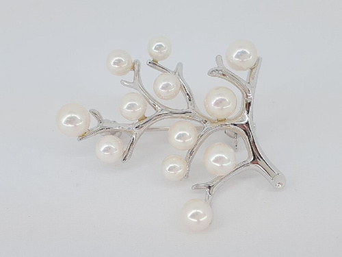 ファッションのMIKIMOTO