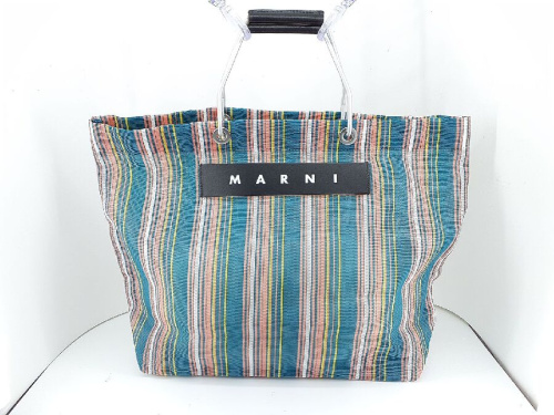 ブランドバッグ・財布のMARNI(マルニ）