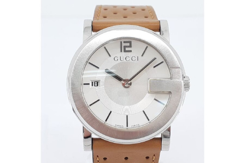 ファッションの腕時計