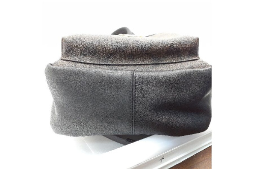 バックパックのシグネチャー