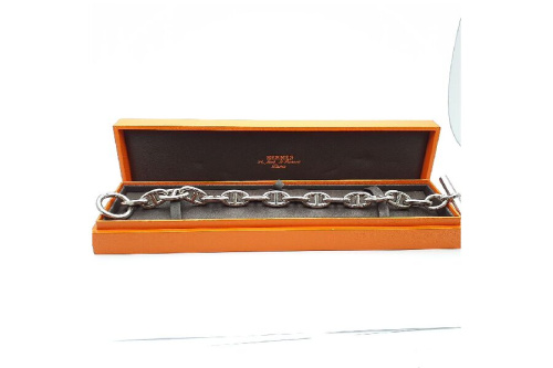ファッションのHERMÈS（エルメス）