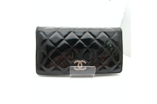 CHANEL（シャネル)のエナメル