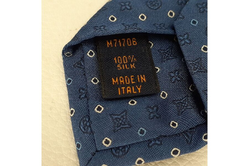 ルイ・ ヴィトン(LOUIS VUITTON)のシルク