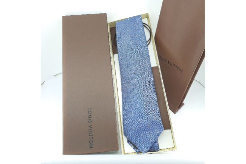 ネクタイのルイ・ ヴィトン（LOUIS VUITTON）