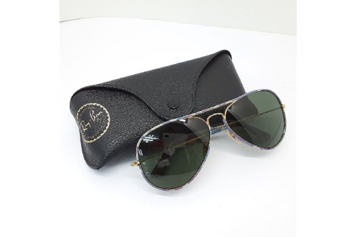 ファッション小物のサングラス