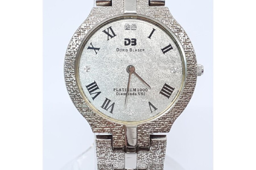 時計のクオーツ式時計