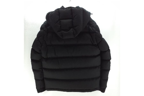 アウターのモンクレール（MONCLER）