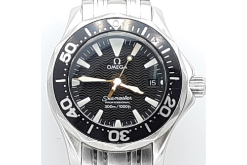 時計のクオーツ式時計