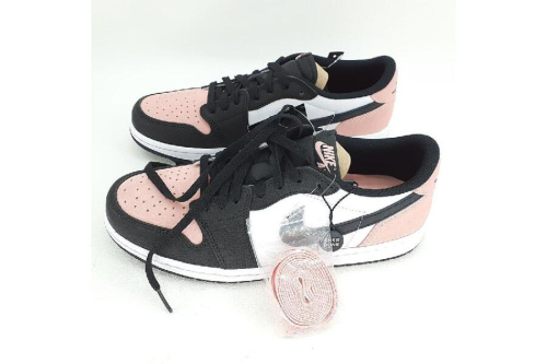 ナイキ(NIKE)のエアジョーダン1