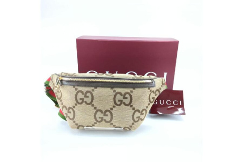 バッグのボディバッグ