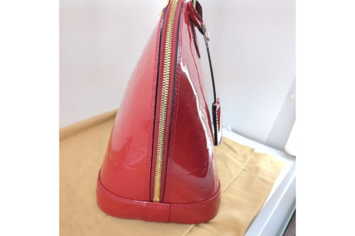 ルイ・ ヴィトン(LOUIS VUITTON)のアルマPM