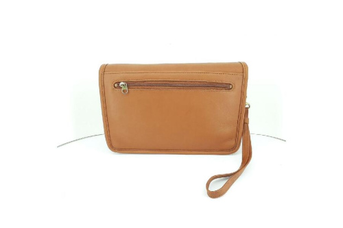 セカンドバッグのコーチ（COACH）
