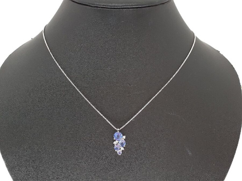 ジュエリーのネックレス