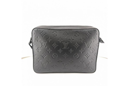 ショルダーバッグのルイ・ ヴィトン(LOUIS VUITTON)