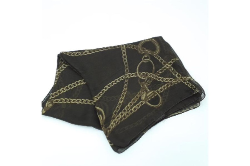 ファッション小物のスカーフ