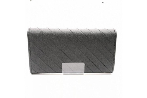 長財布のグッチ（GUCCI）