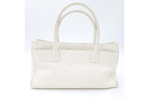 トートバッグのシャネル（CHANEL）